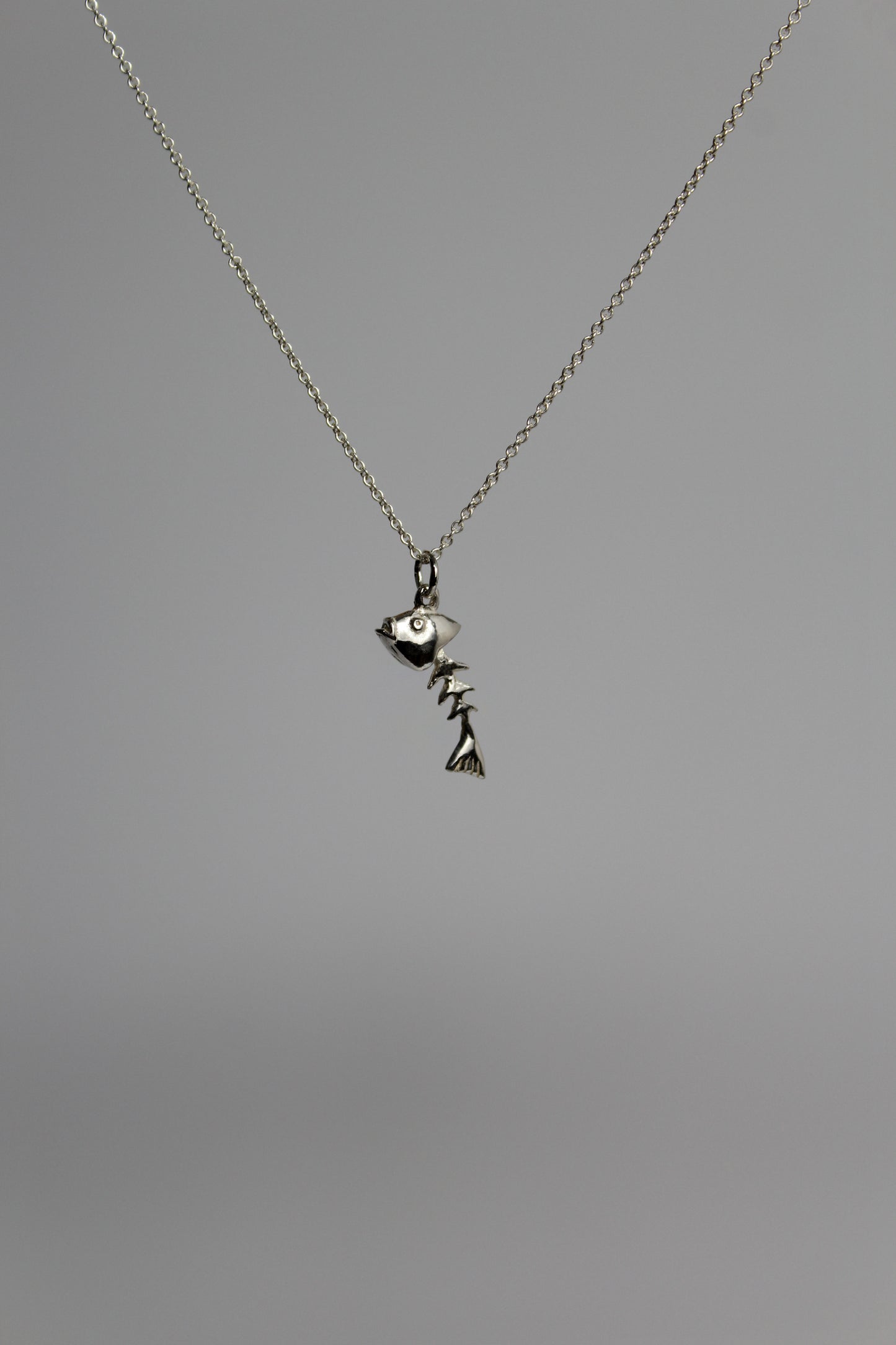 FISHBONE necklace